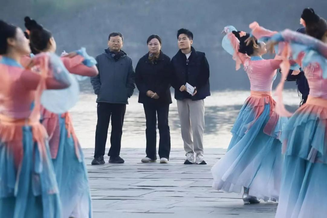 “与辉同行”解锁桃花潭，让千年诗意照进直播镜头