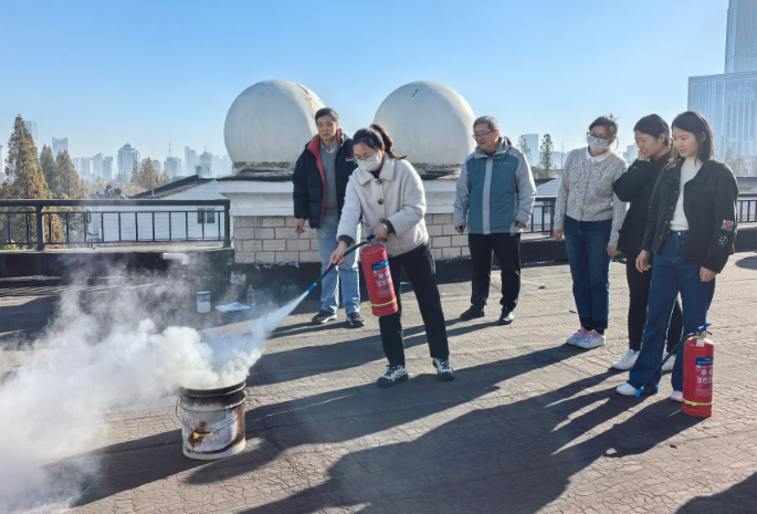 安徽海外旅游公司开展消防安全应急演练